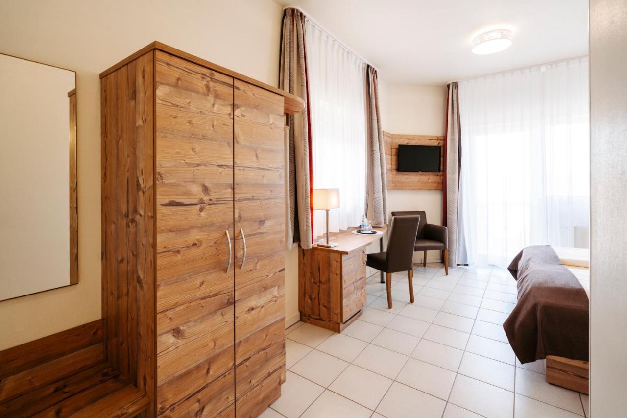 Hotel Nahetal Gensingen ภายนอก รูปภาพ